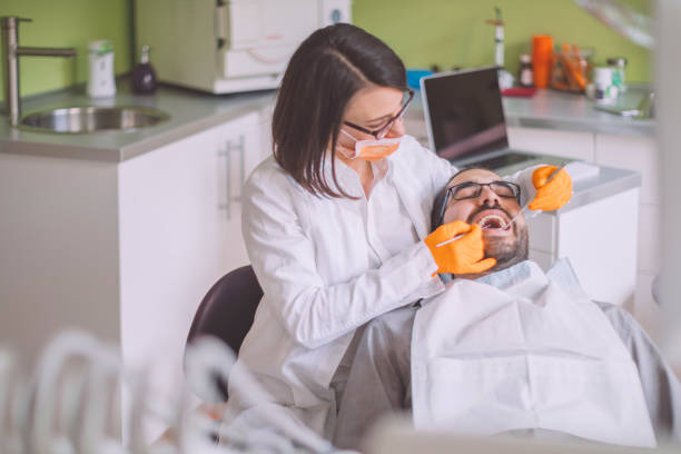 Best Weekend Emergency Dentist in Lombard, IL